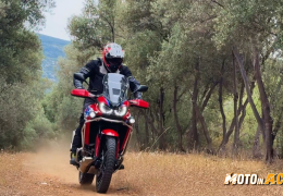 Moto in Action 29η Εκπομπή Season-8 HONDA Africa twin 1100 manual κάνε σωστά Test Ride σε 30λεπτα