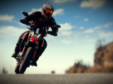 Moto in Action 7η Εκπομπή Season-9 DUCATI HyperMotard 698 RVE & UM Renegade Commando 300